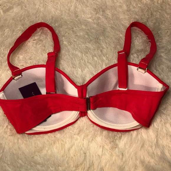 Vibrant Red Bikini Top with Sweetheart Neckline US 32D - Picture 7 of 16